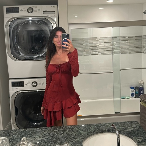 House of CB maroon long sleeve dress - Picture 2 of 2